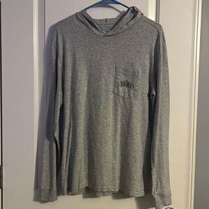 Men’s small vineyard vines long sleeve tshirt with hood